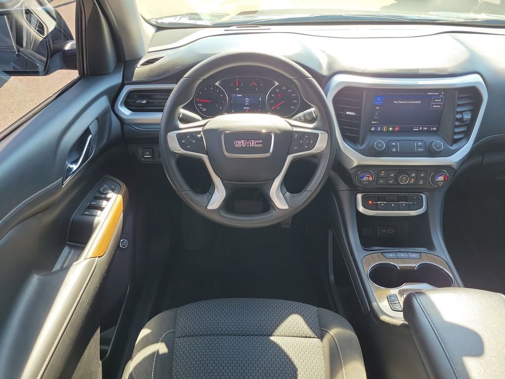 Used 2023 GMC Acadia SLE w/ Driver Convenience Package image 11