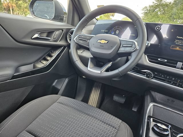 New 2026 Chevrolet Equinox LT w/ Safety and Technology Package FWD image 9