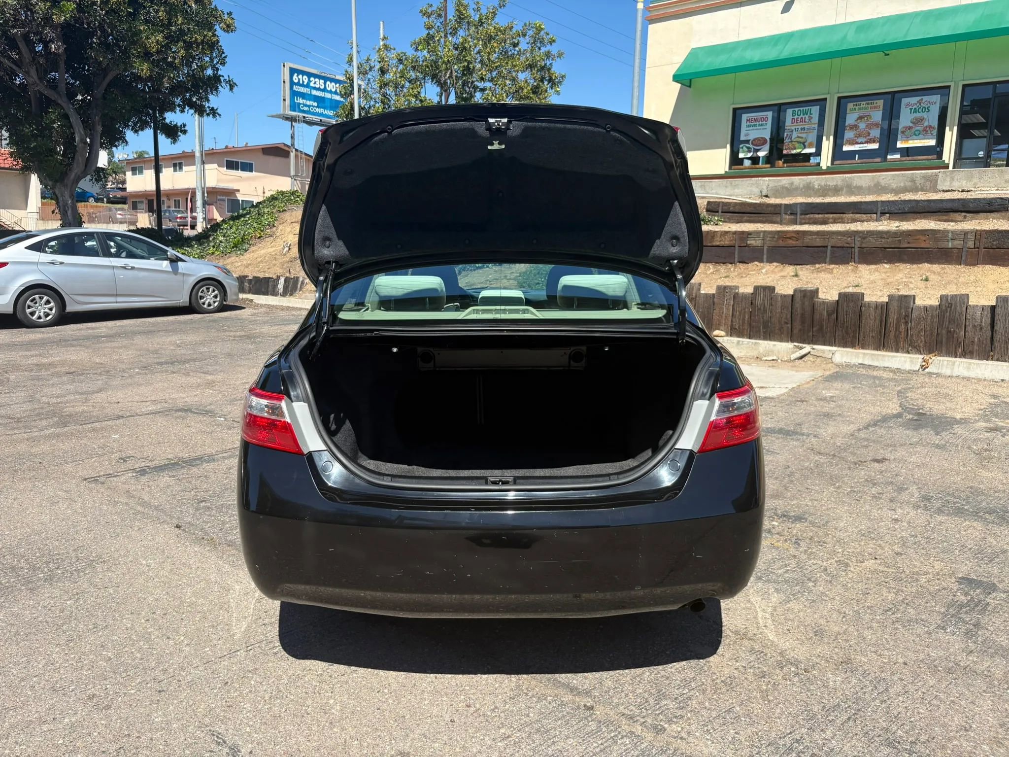 Used 2008 Toyota Camry LE image 18