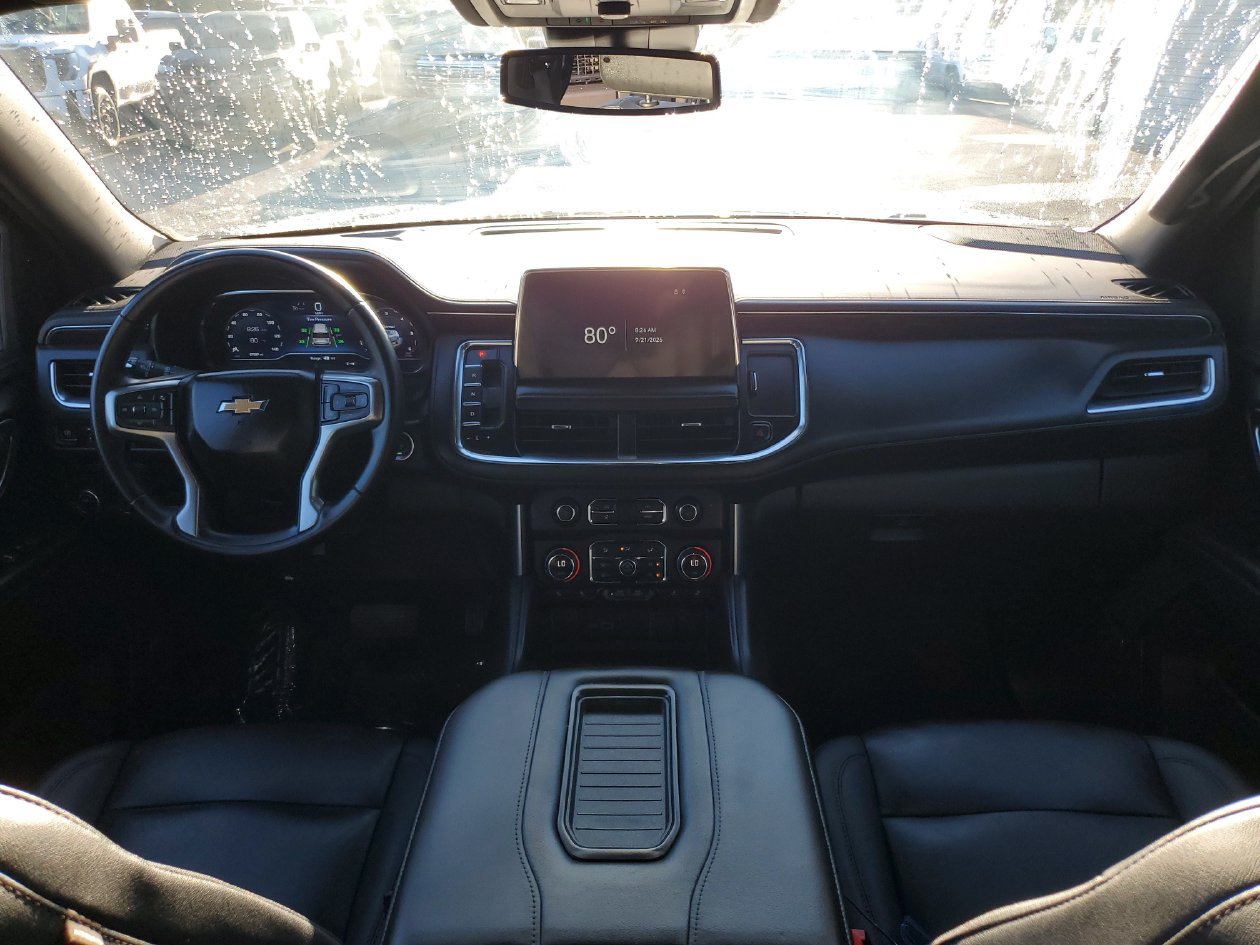Used 2024 Chevrolet Suburban LT RWD image 10