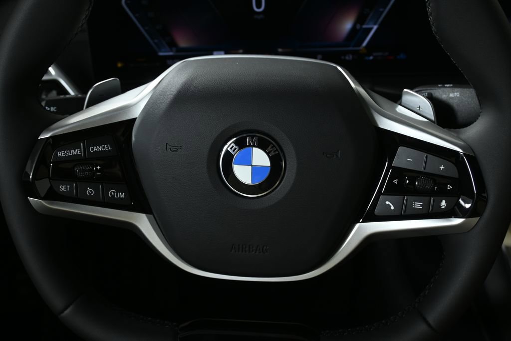 Used 2026 BMW 330i xDrive Sedan w/ Premium Package image 19