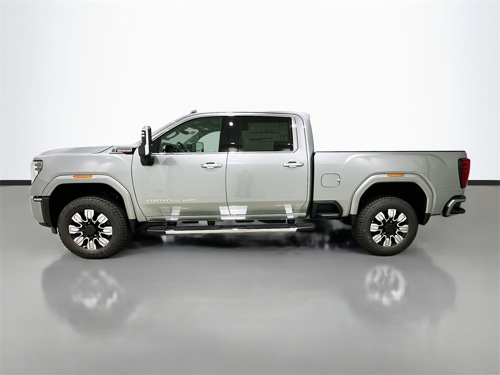 New 2026 GMC Sierra 2500 Denali w/ Denali Reserve Package image 4