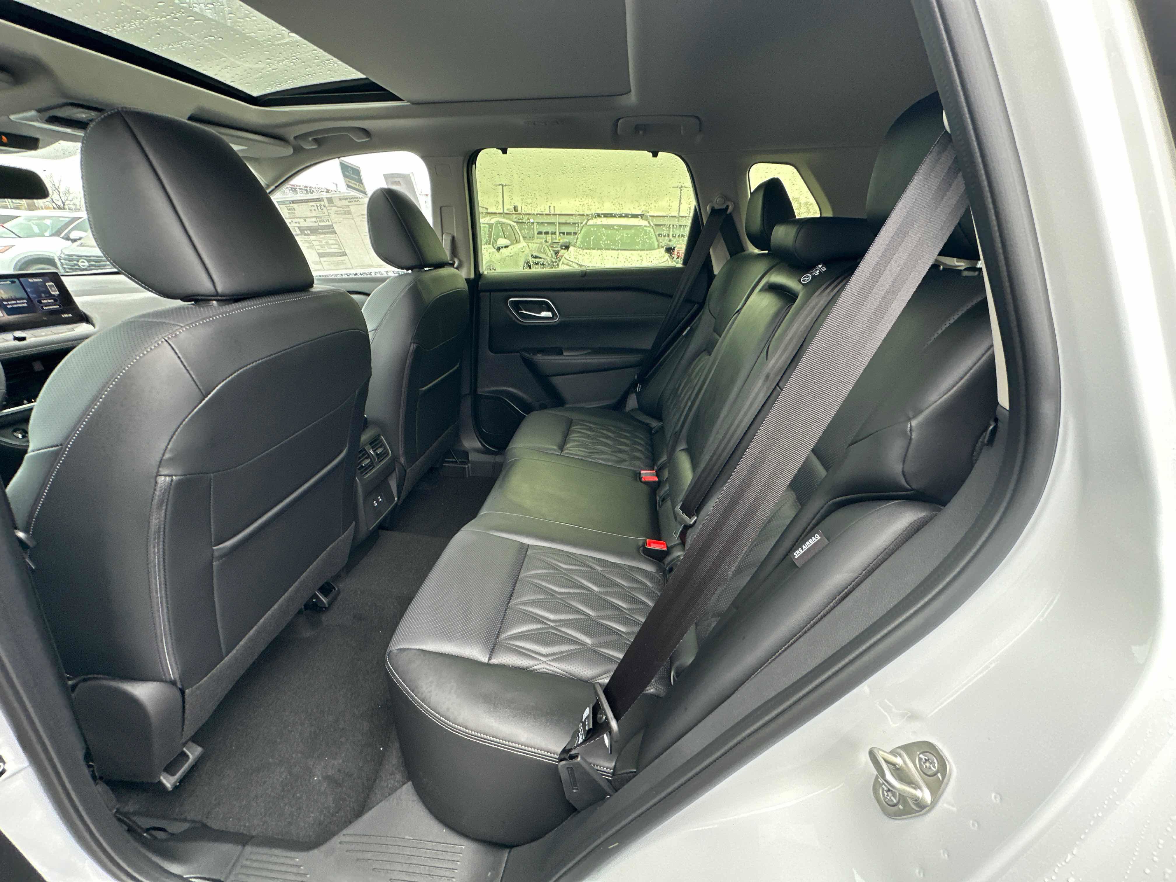 New 2026 Nissan Rogue Platinum image 27