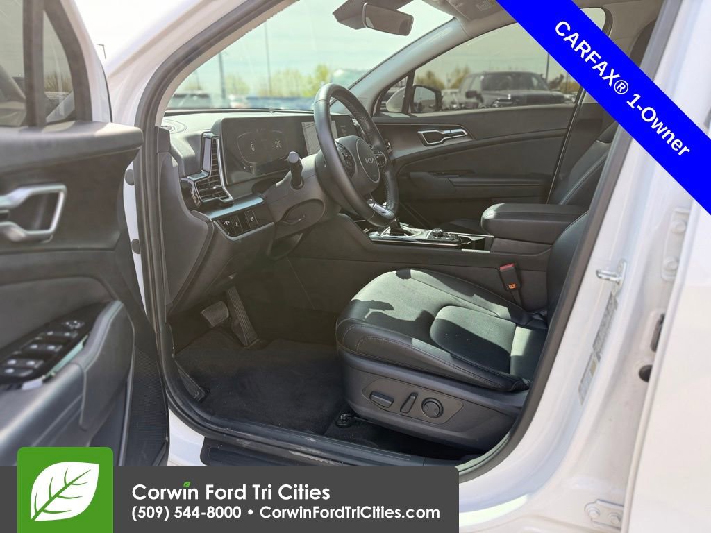 Used 2024 Kia Sportage EX image 5