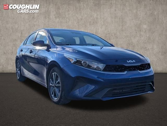 Used 2024 Kia Forte LXS w/ LXS Technology Package image 1