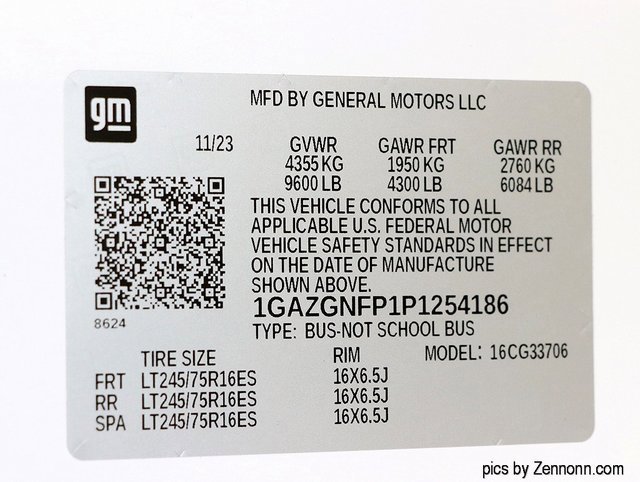 Used 2023 Chevrolet Express 3500 LS image 28