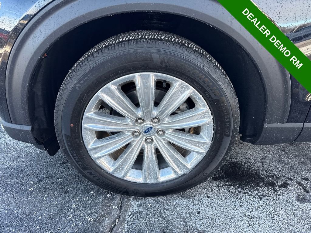 Used 2025 Ford Explorer Platinum w/ LUX Leather Package image 26