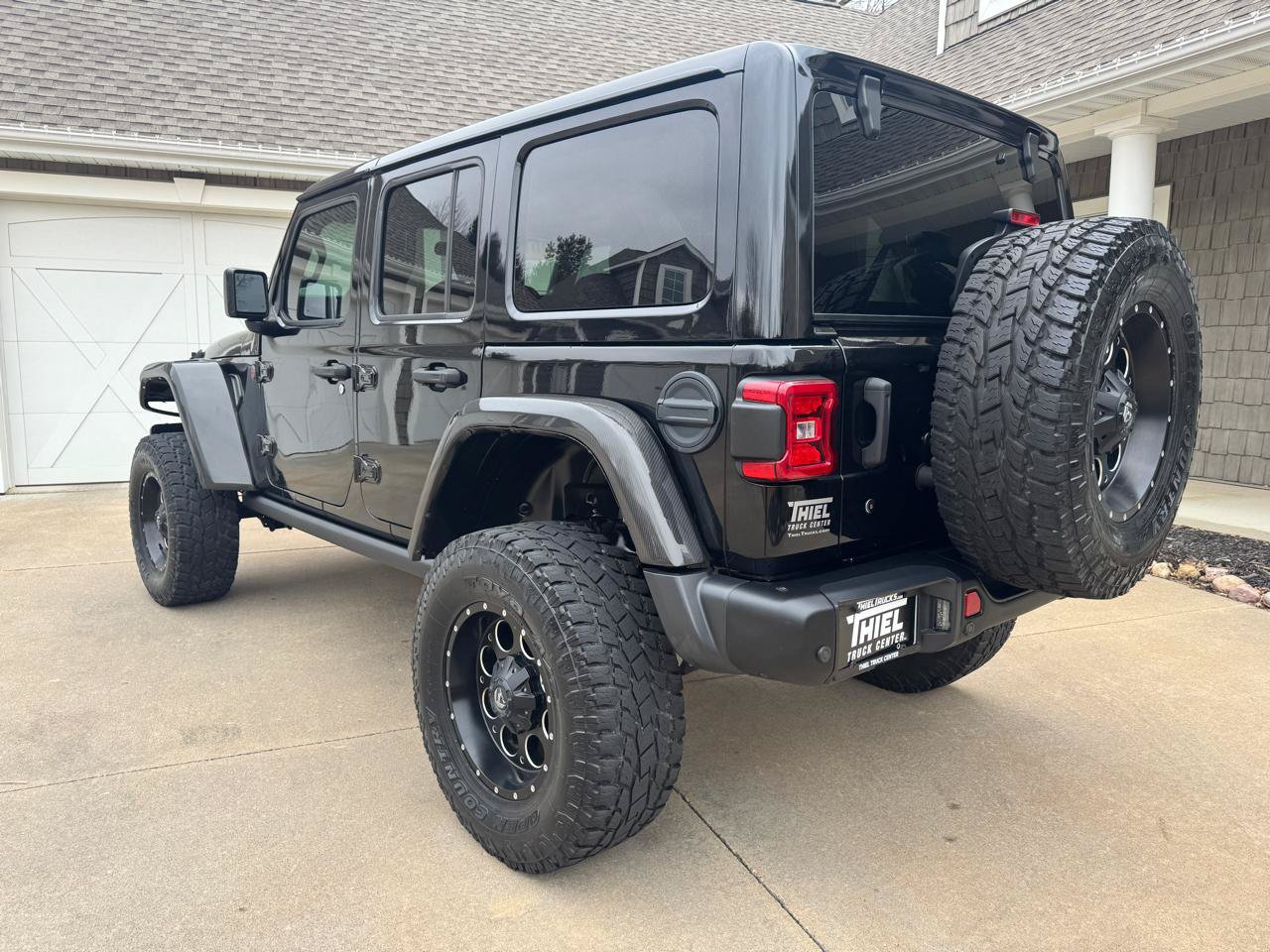Used 2018 Jeep Wrangler Unlimited Rubicon w/ Steel Bumper Group AWD/4WD image 4