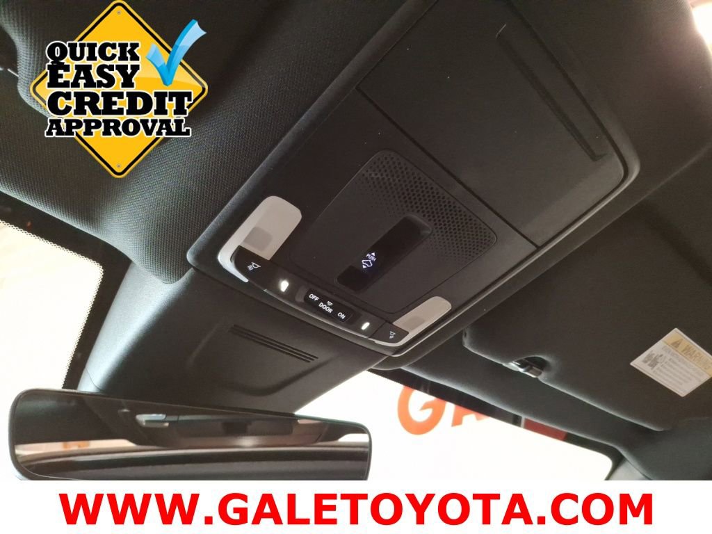 Used 2024 Honda CR-V Sport Touring image 27