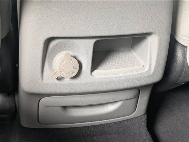 Used 2009 Hyundai Santa Fe SE FWD image 15