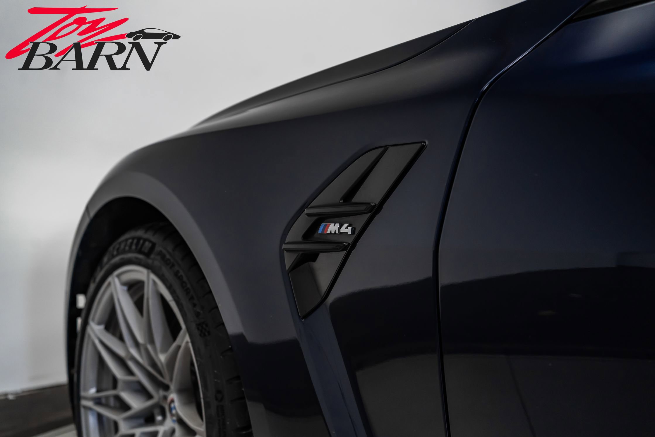 Used 2023 BMW M4 Coupe w/ Executive Package image 15