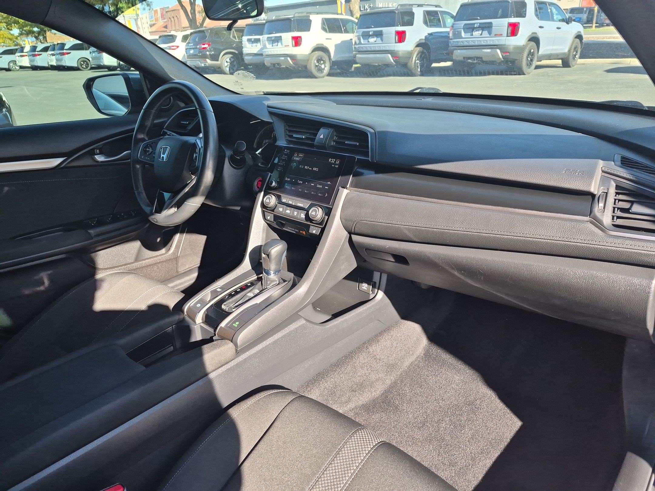 Used 2020 Honda Civic EX image 32