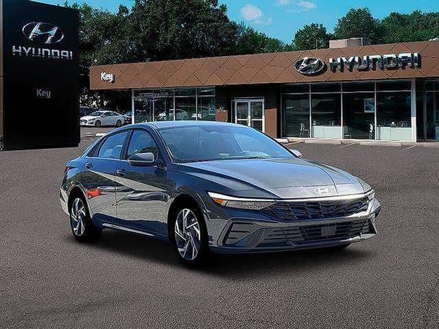 New 2026 Hyundai Elantra Limited FWD image 13