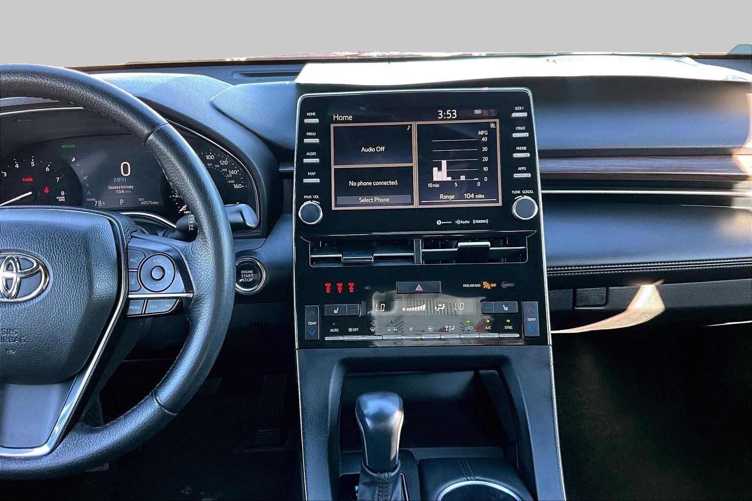 Used 2022 Toyota Avalon XLE FWD image 6