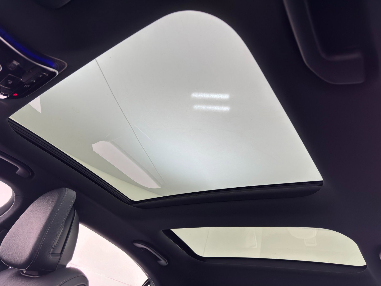 Used 2022 Mercedes-Benz C 300 Sedan w/ AMG Line w/ Night Package image 12