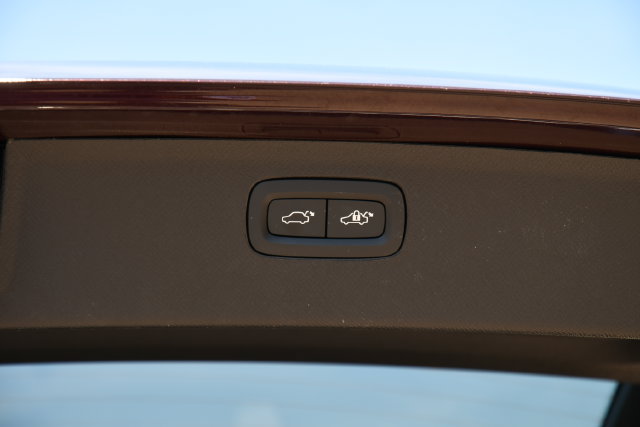 New 2026 Volvo XC90 B6 Plus w/ Protection Package AWD/4WD image 29