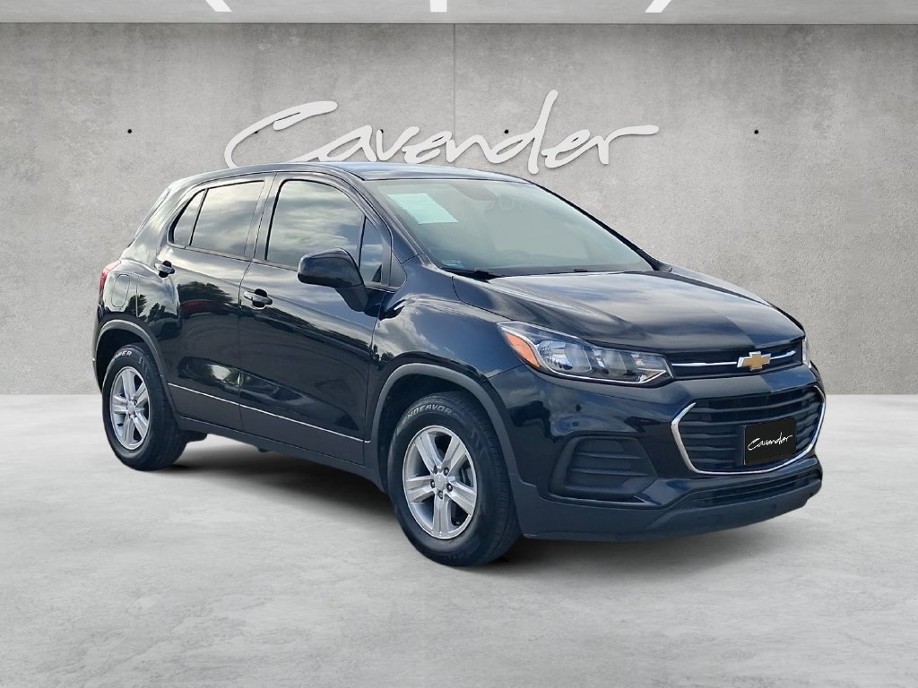 Used 2020 Chevrolet Trax LS FWD image 2