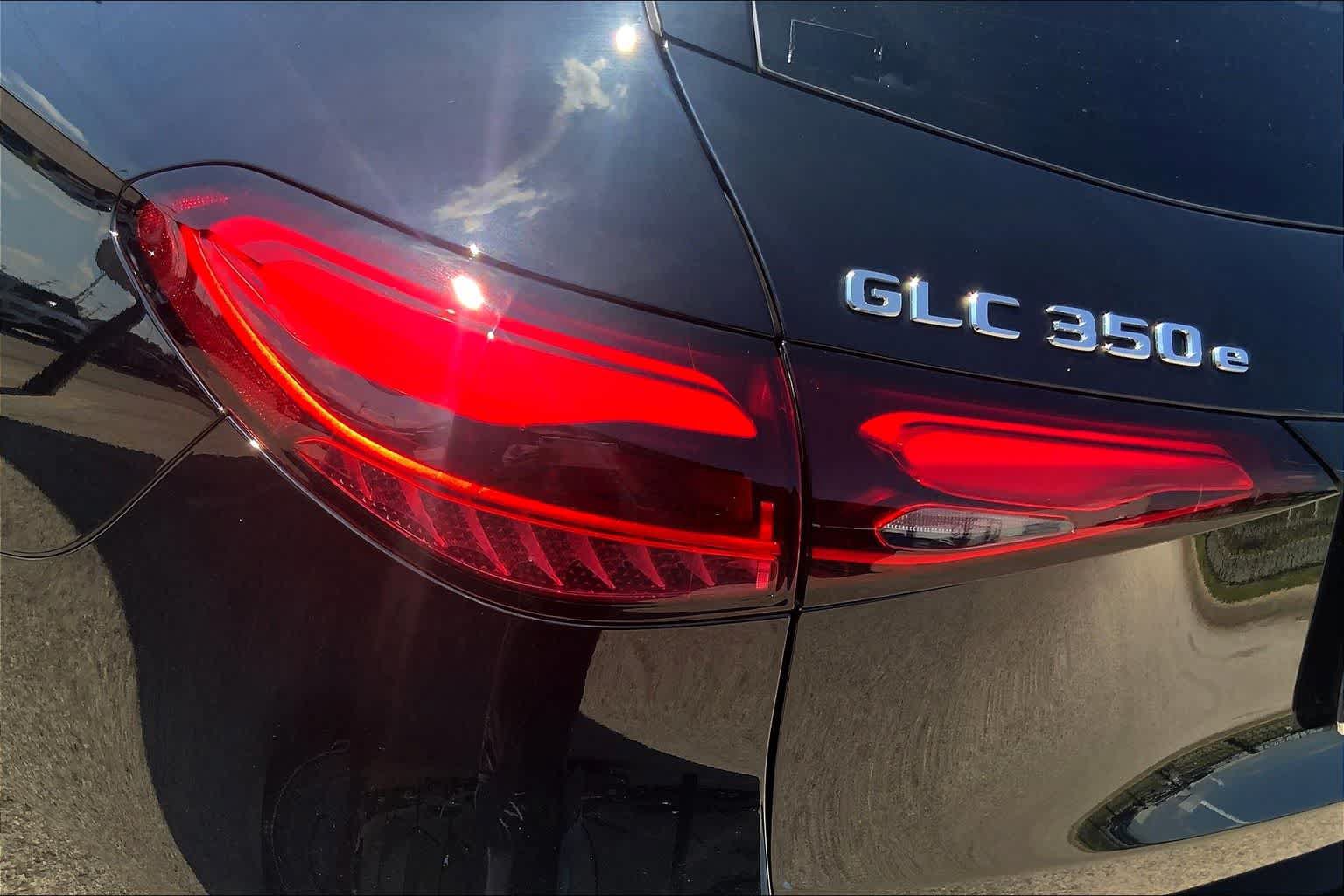 New 2025 Mercedes-Benz GLC 350e 4MATIC image 6