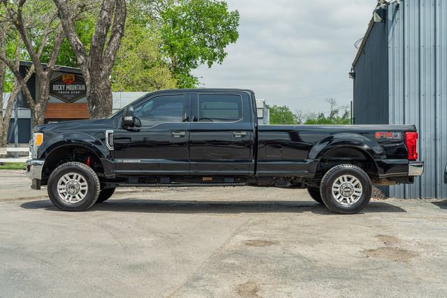 Used 2017 Ford F250 XLT w/ XLT Value Package image 3