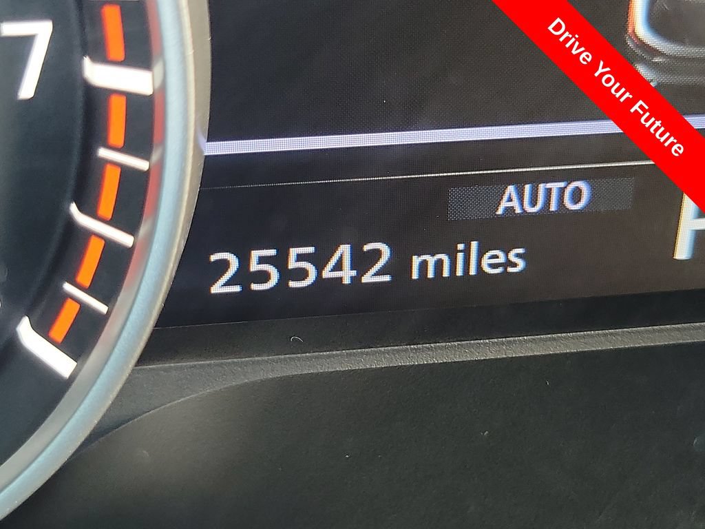 Used 2024 Nissan Pathfinder Rock Creek AWD/4WD image 8