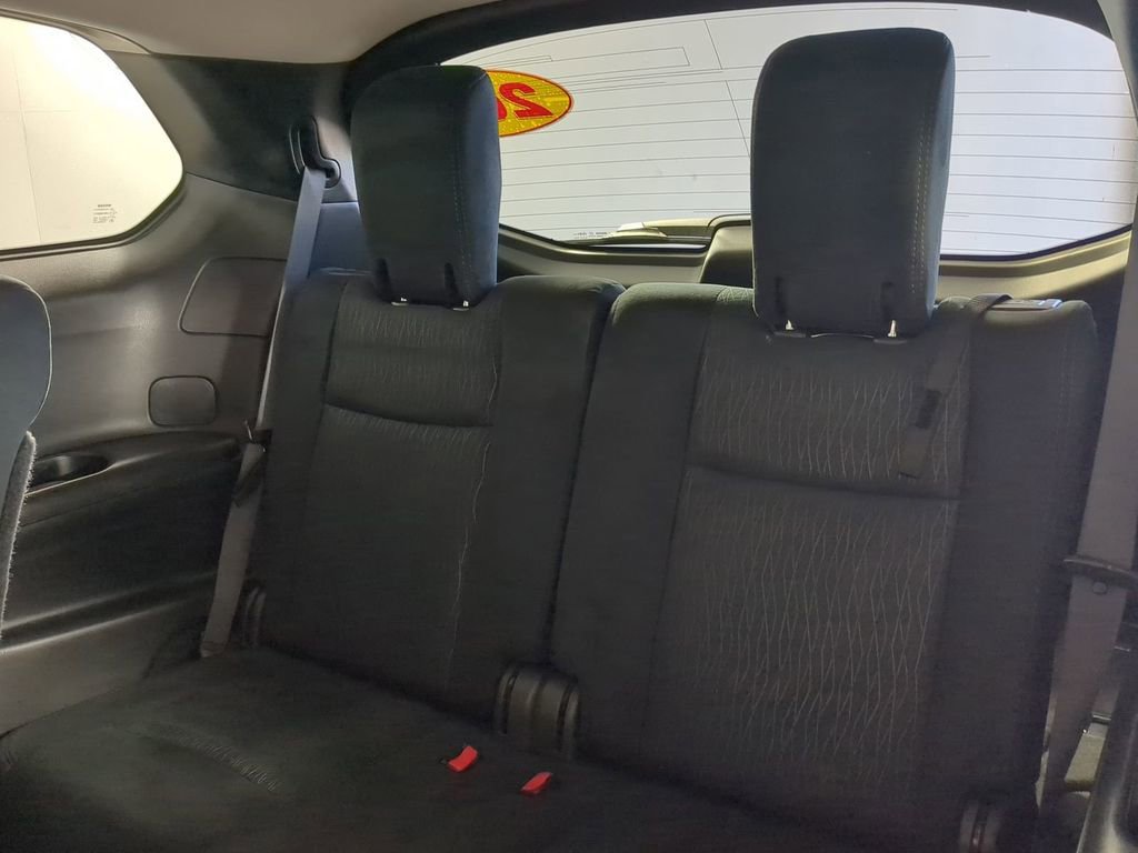 Used 2016 Nissan Pathfinder S image 15