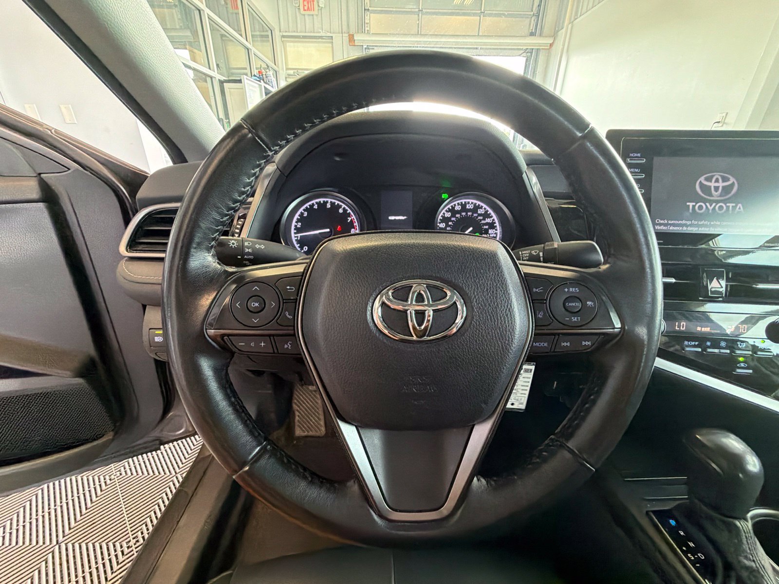 Used 2024 Toyota Camry SE FWD image 16