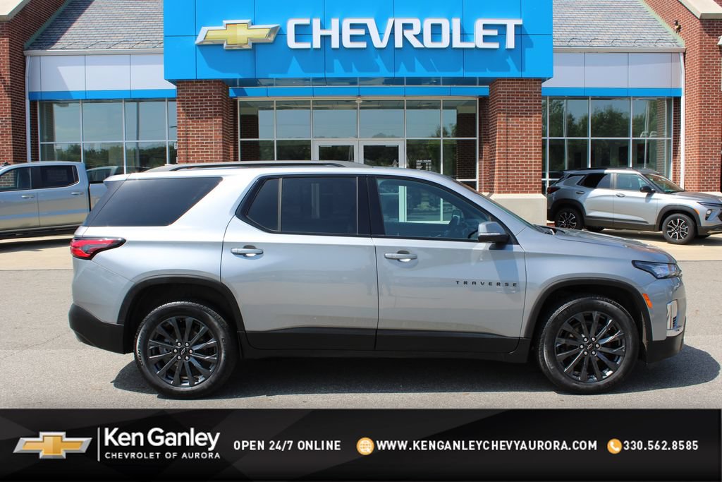 Certified 2023 Chevrolet Traverse RS w/ LPO, Floor Liner Package AWD/4WD image 1