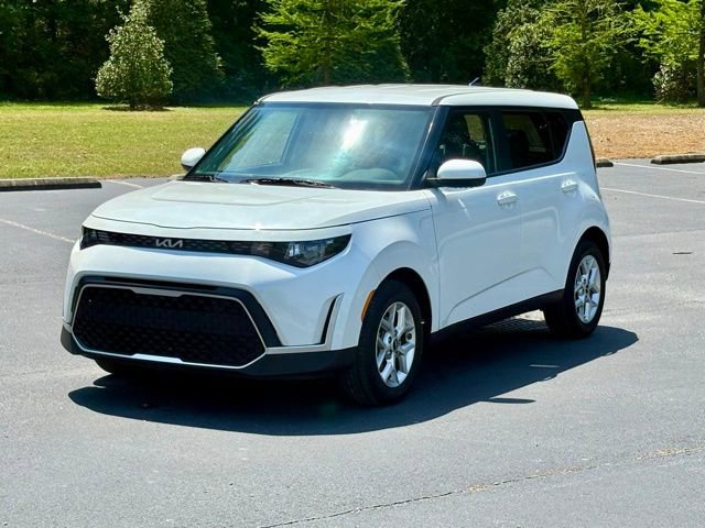 Used 2025 Kia Soul LX w/ LX Technology Package image 1