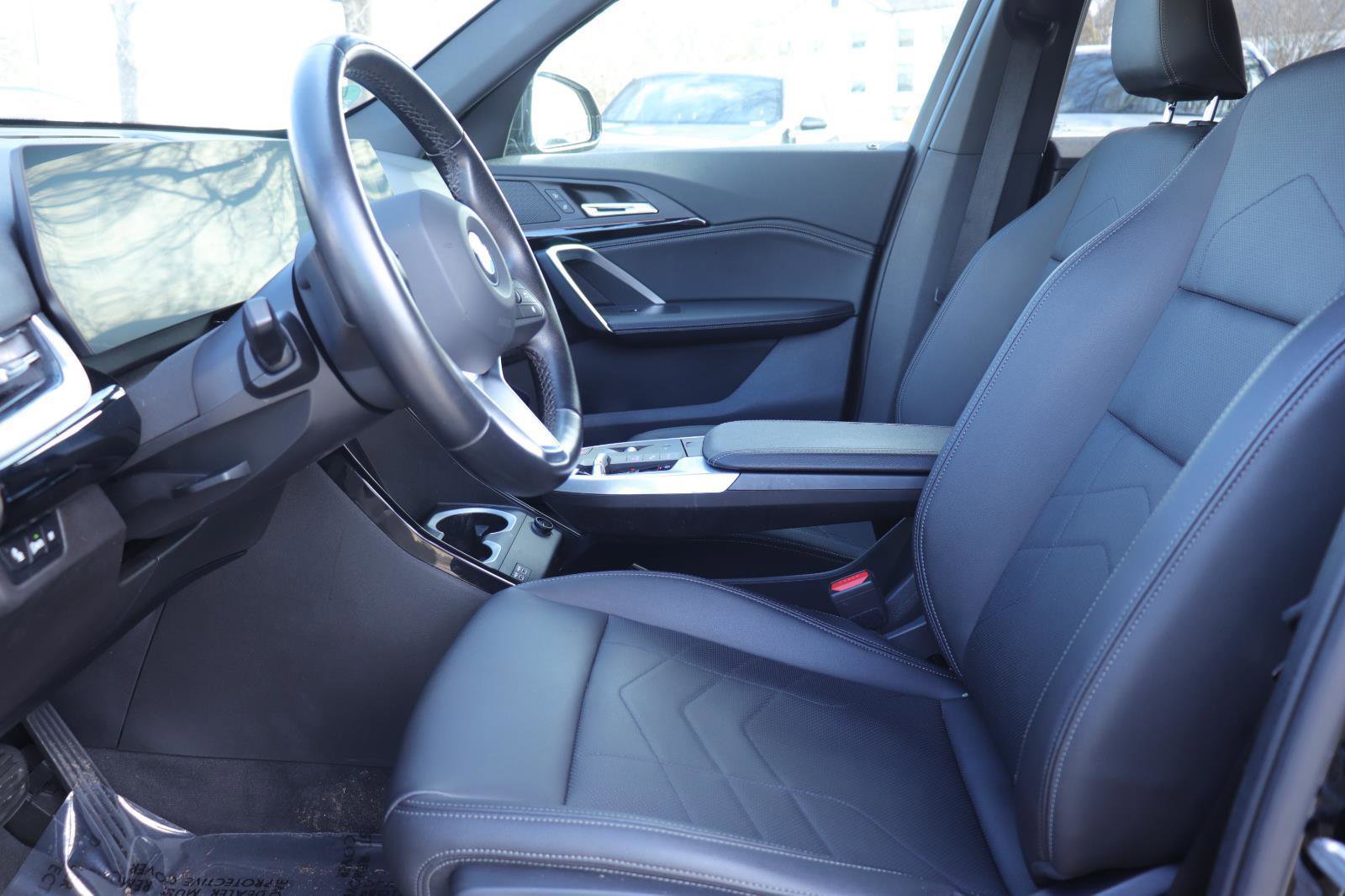 Used 2023 BMW X1 xDrive28i image 11