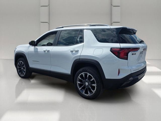 New 2026 GMC Terrain Elevation w/ Elevation Premium Package FWD image 3