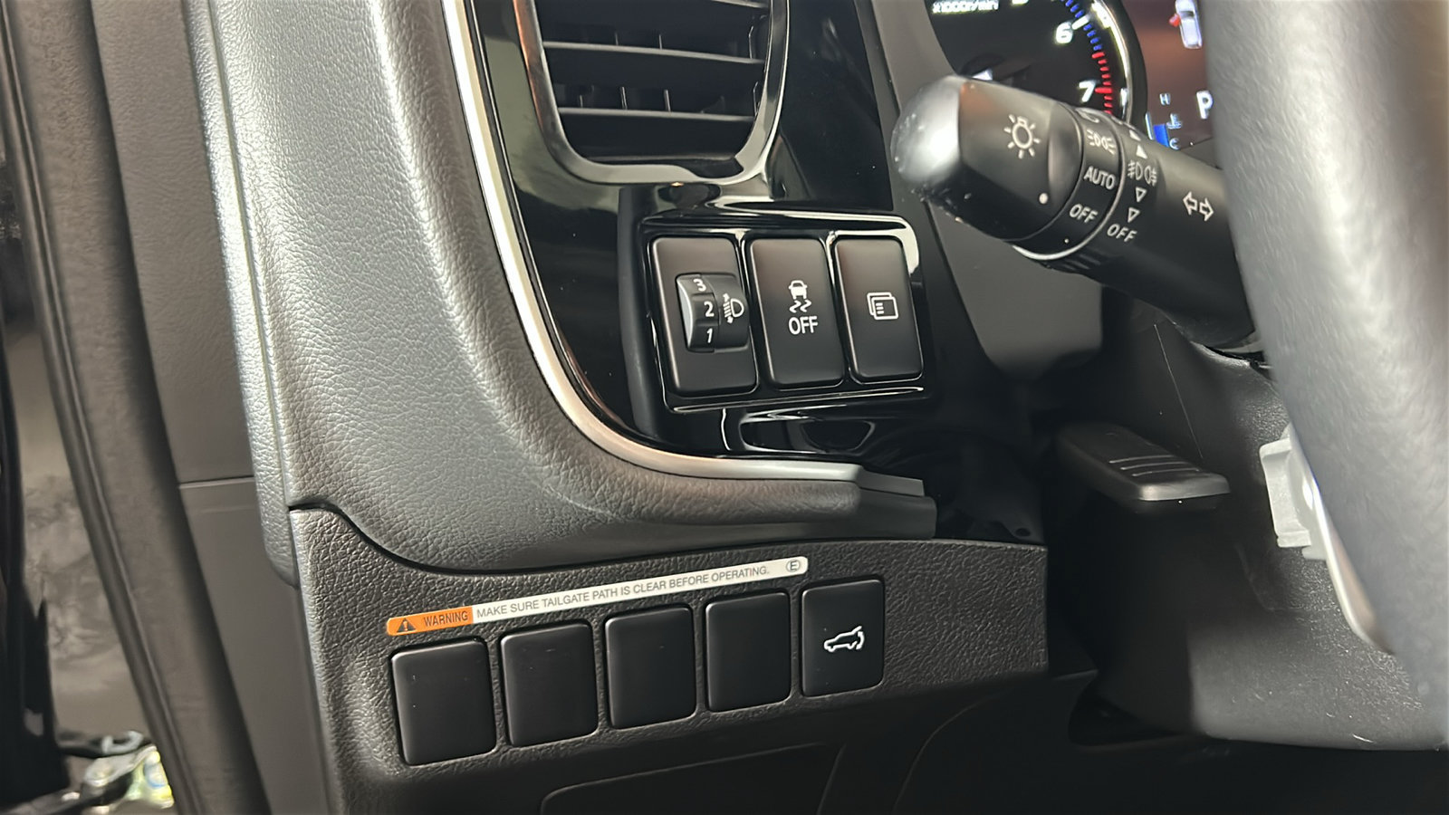 Used 2019 Mitsubishi Outlander GT AWD/4WD image 22