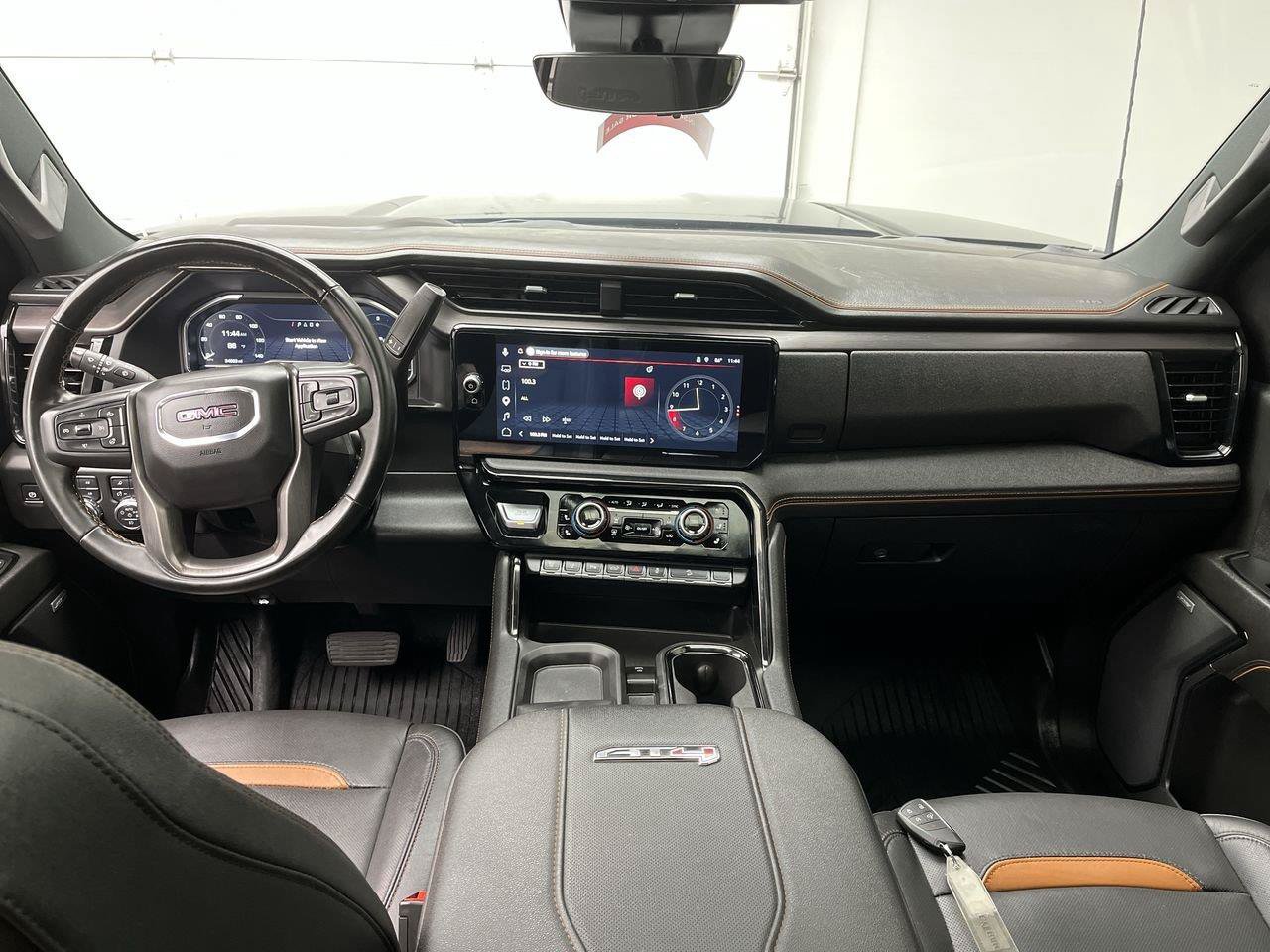 Certified 2025 GMC Sierra 2500 AT4 w/ AT4 Premium Plus Package AWD/4WD image 4