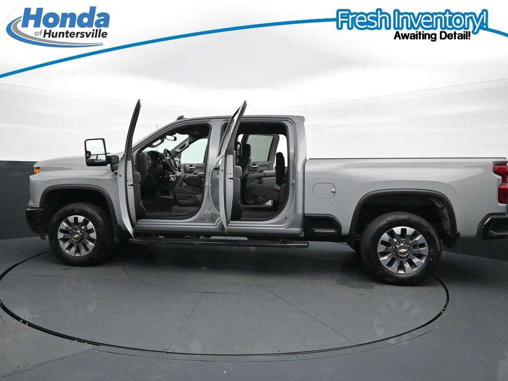 Used 2024 Chevrolet Silverado 2500 Custom w/ Custom Value Package AWD/4WD image 42