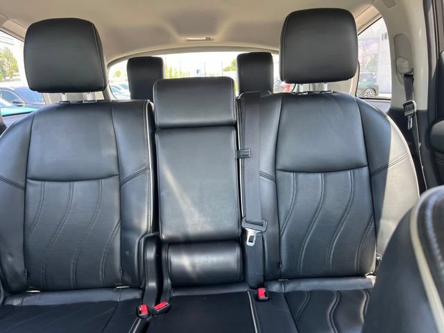 Used 2016 INFINITI QX60 Luxe w/ Premium Package AWD/4WD image 19