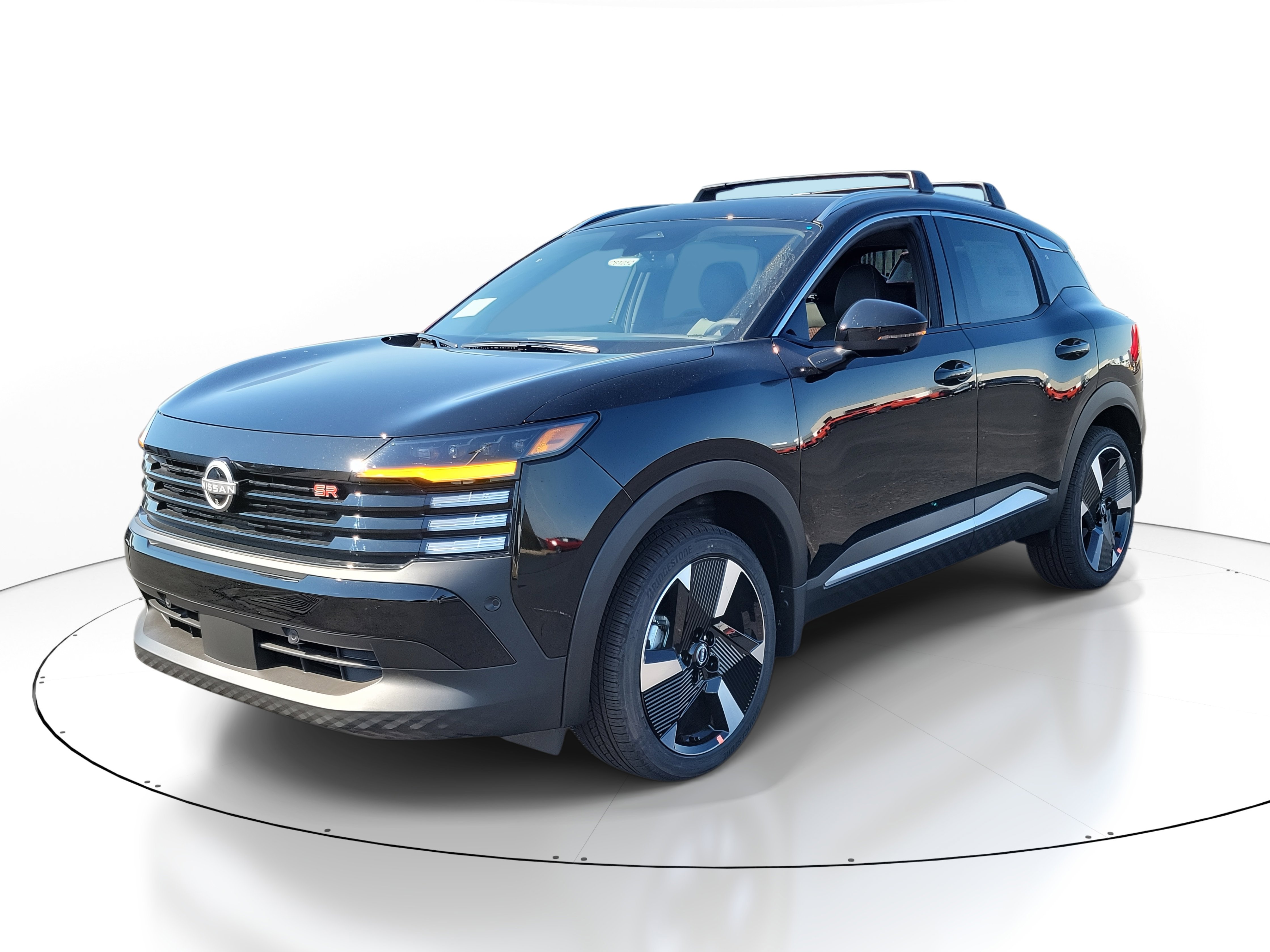 New 2026 Nissan Kicks SR w/ Cold Weather Package image 2