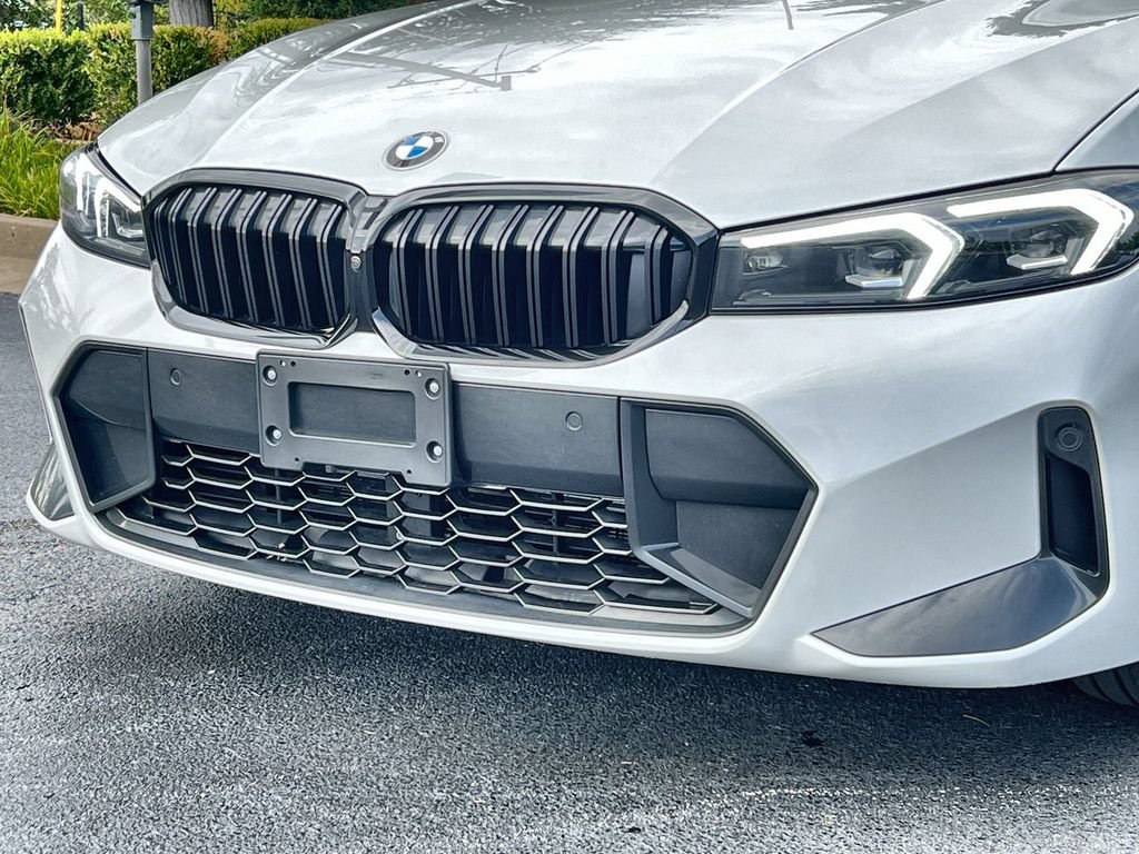 Used 2026 BMW 330i xDrive Sedan AWD/4WD image 9
