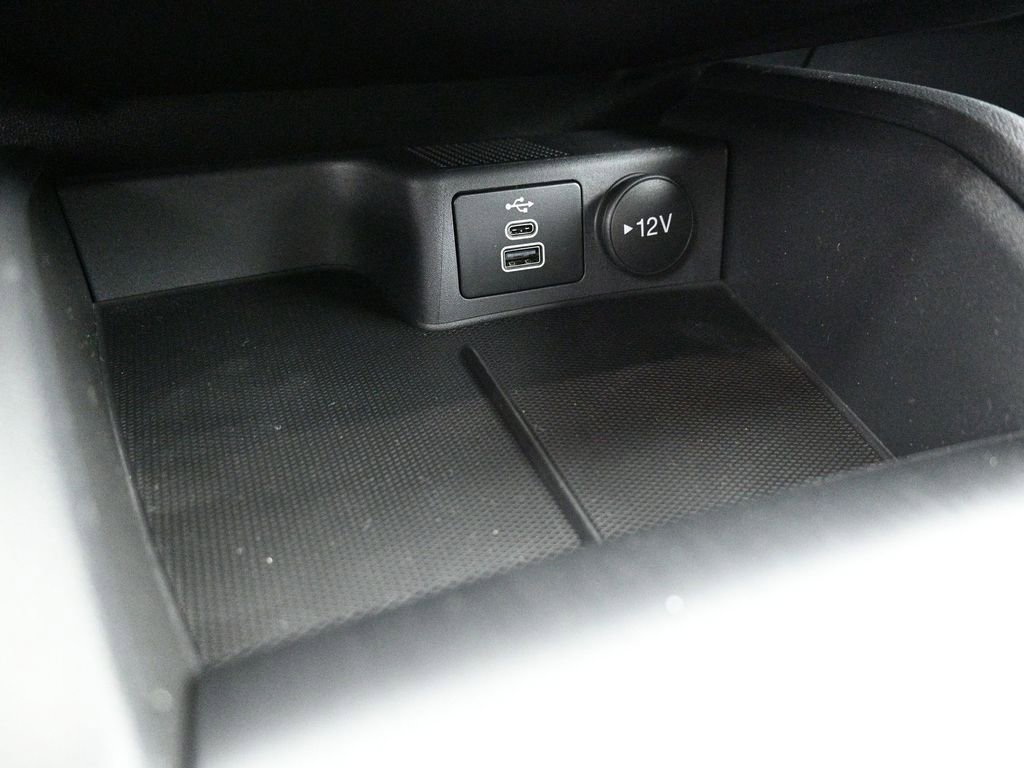 New 2025 Ford Escape ST-Line w/ Equipment Group 301A image 17