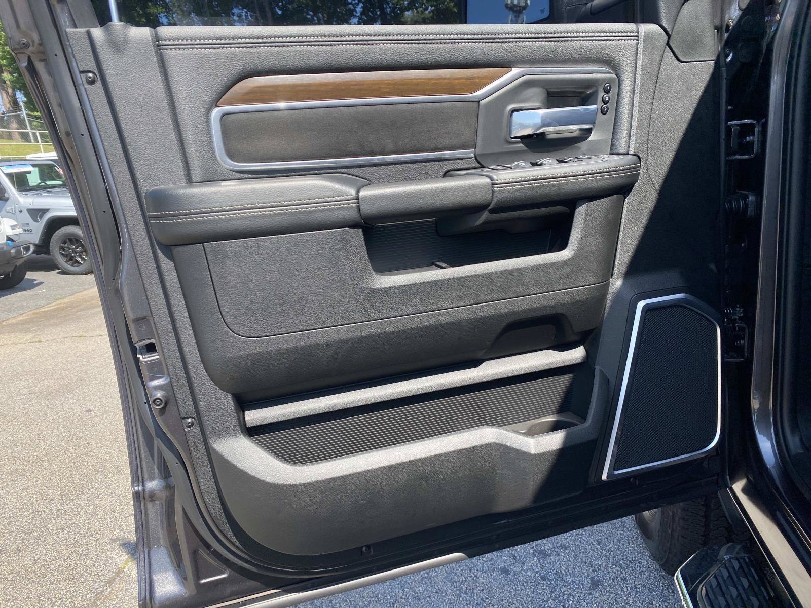 Used 2024 RAM 3500 Laramie w/ Safety Group AWD/4WD image 23