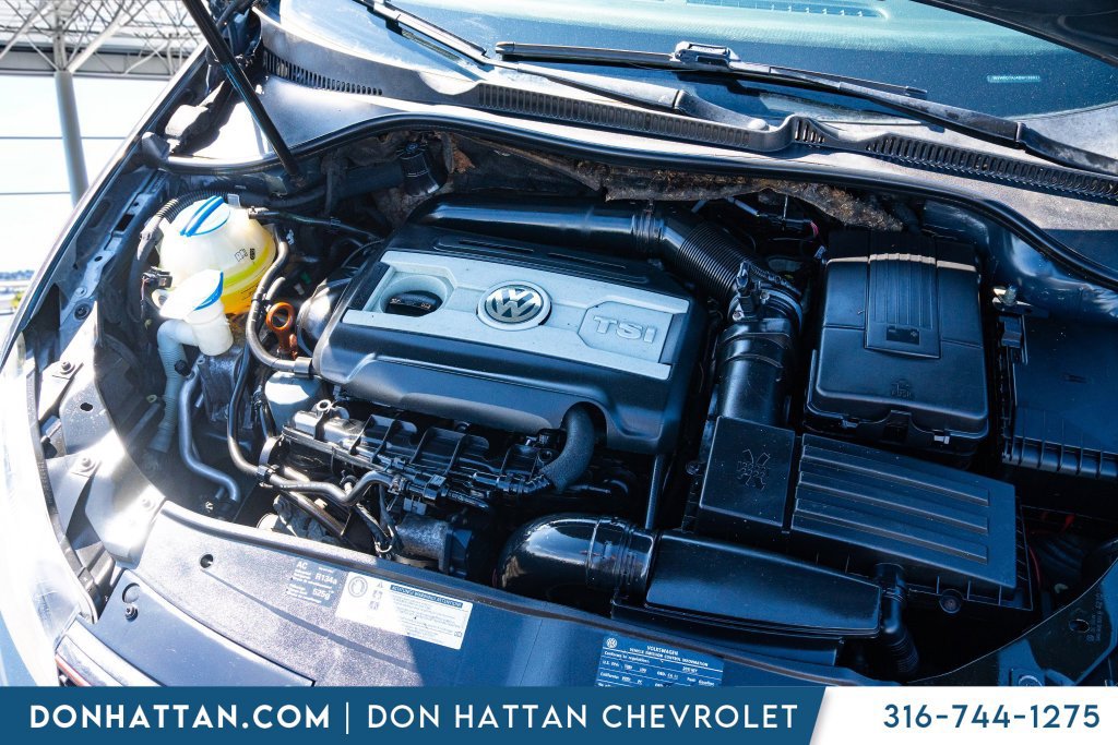 Used 2011 Volkswagen GTI 2-Door FWD image 30