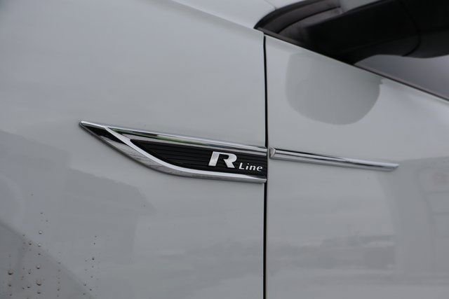 Used 2021 Volkswagen Passat 2.0T R-Line FWD image 7