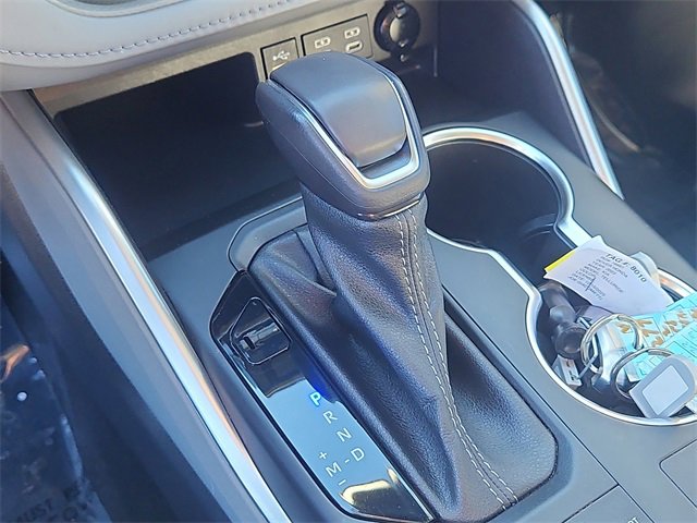 Used 2023 Toyota Highlander LE image 25