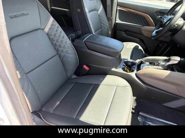 Used 2025 GMC Canyon Denali AWD/4WD image 13