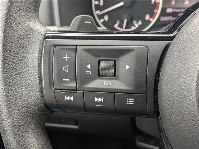 Used 2021 Nissan Rogue SV image 22