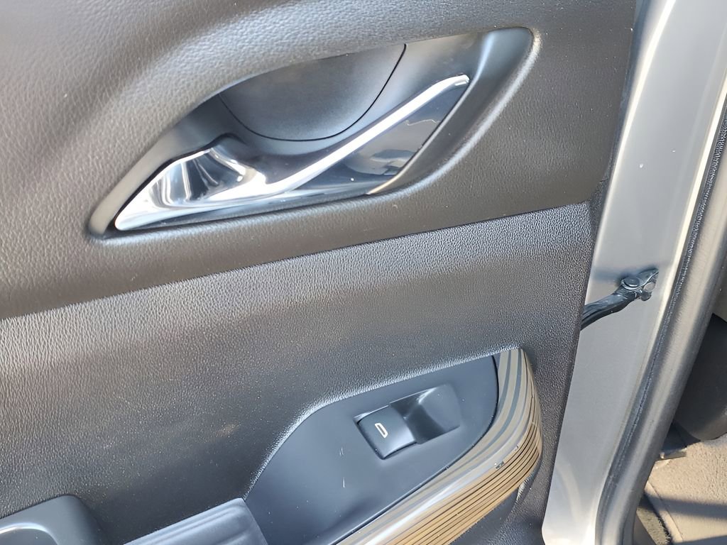 Used 2021 GMC Acadia SLE w/ Driver Convenience Package image 46