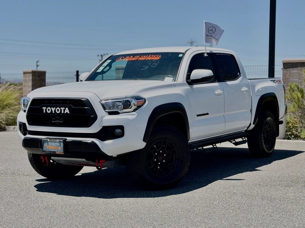 Used 2023 Toyota Tacoma TRD Off-Road w/ Black Out Package (TMS) AWD/4WD image 2