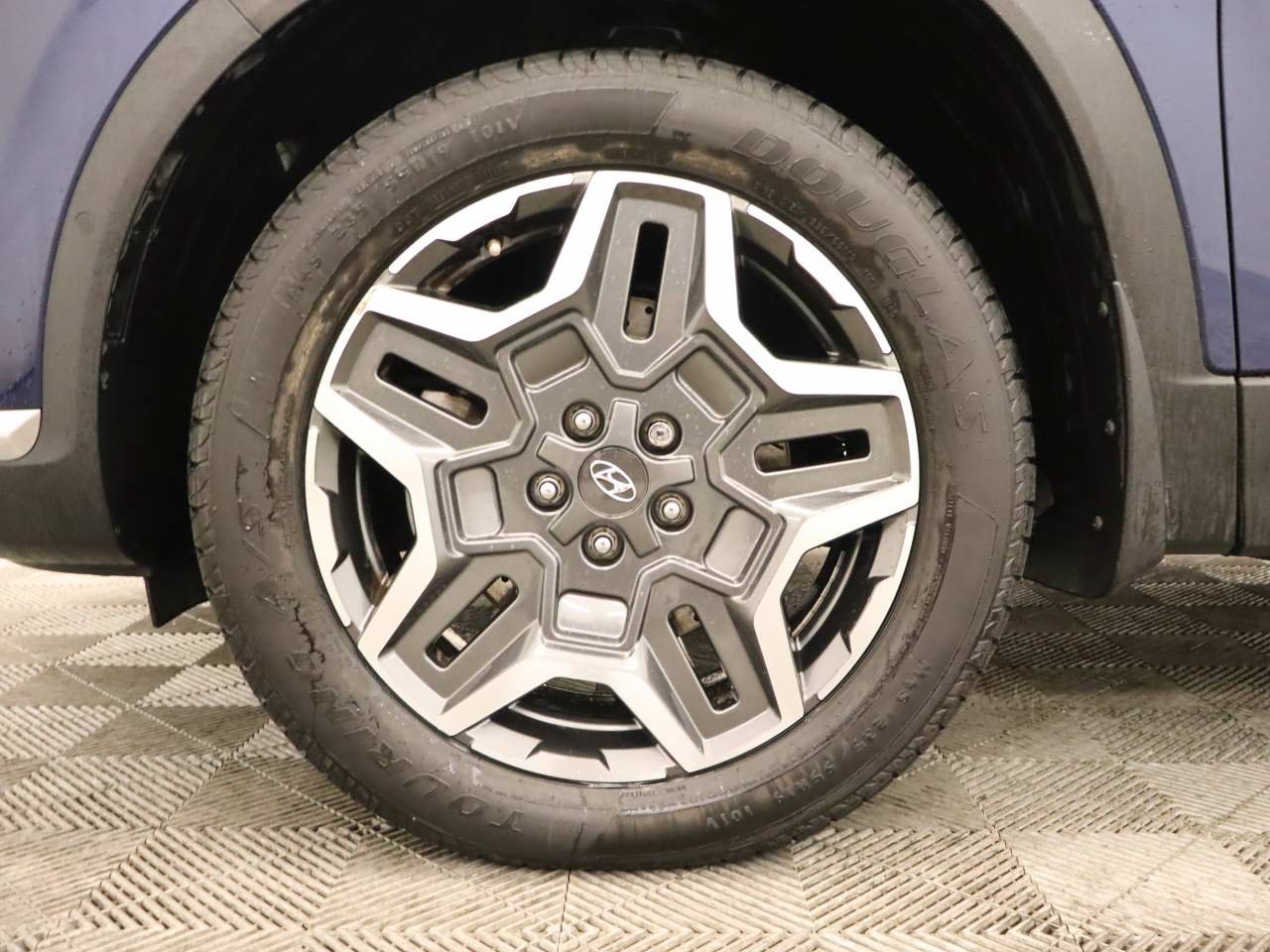 Used 2022 Hyundai Santa Fe Limited AWD/4WD image 6