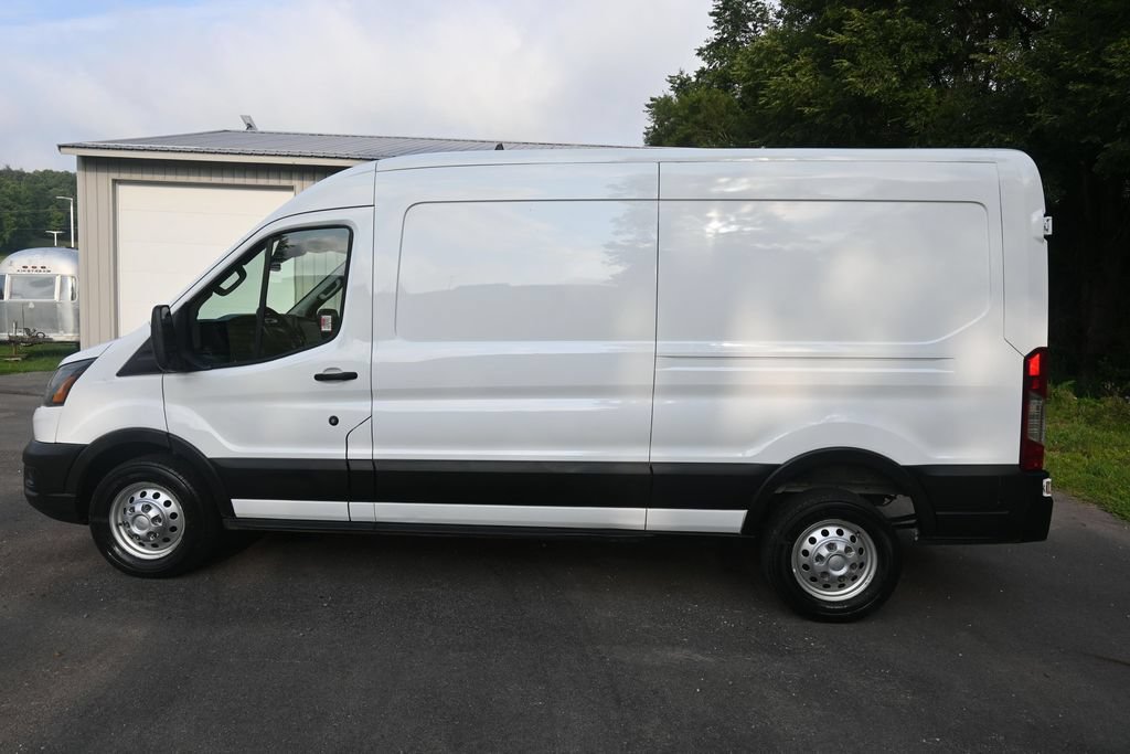 Used 2023 Ford Transit 250 Medium Roof AWD w/ Load Area Protection Package image 5