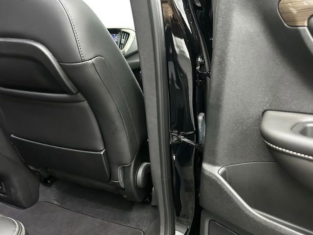 Used 2023 GMC Terrain Denali image 36