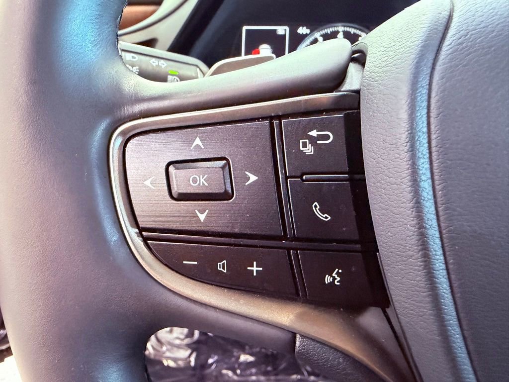 Certified 2025 Lexus ES 350 w/ Premium Package image 20