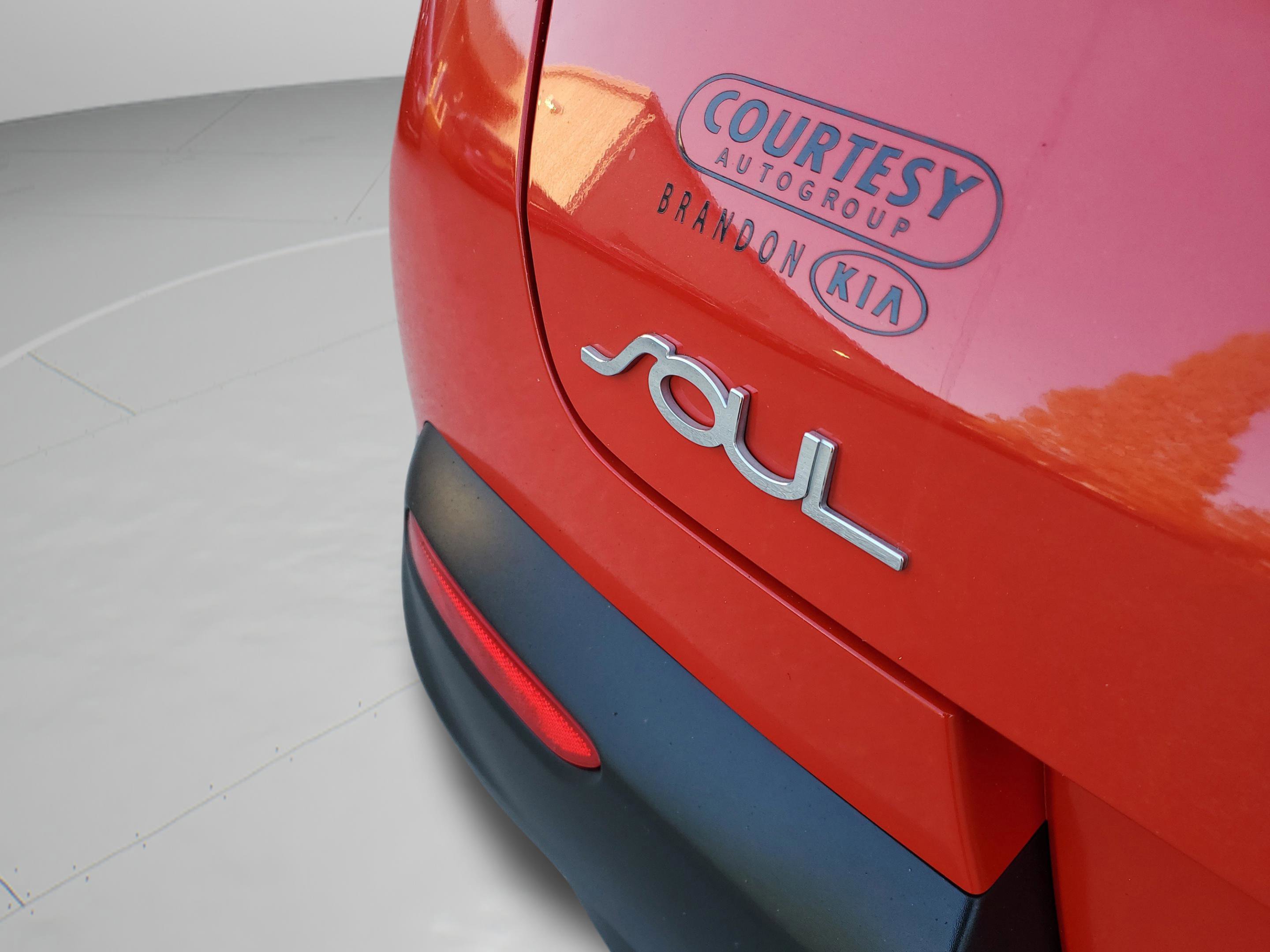 Certified 2020 Kia Soul LX image 8